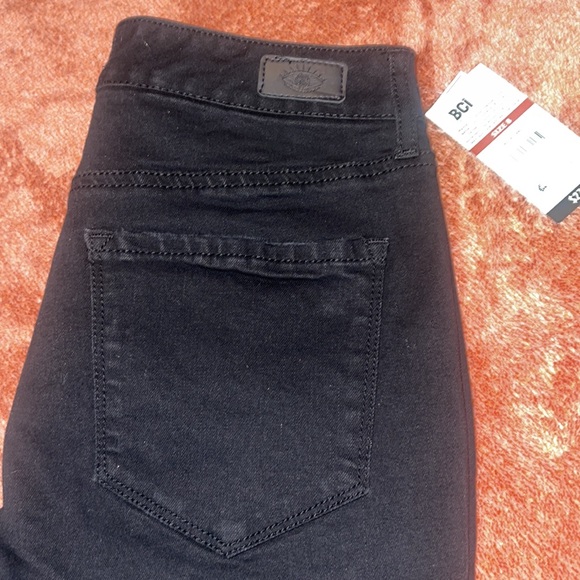 Sofia Jeans NWT Black High Rise Ankle size 8 NEW button fly distressed JEANS - Picture 7 of 10